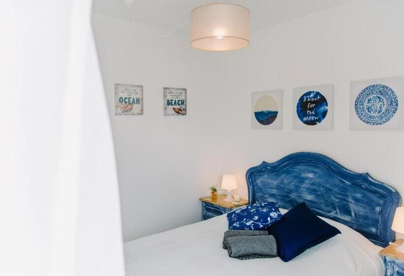 Номер Deluxe Вид на Море, Paz & Amor Guest House   Peace & Love