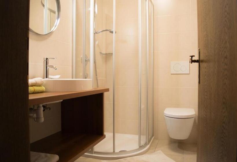 Номер Стандарт с Балконом, Pension Georgenhof