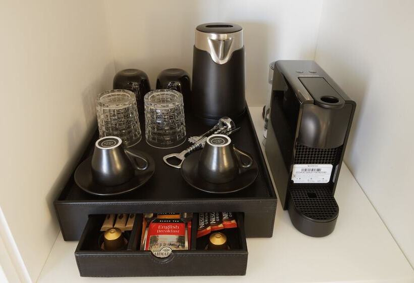 Люкс Повышенной Комфортности, Alley Boutique Hotel And Spa