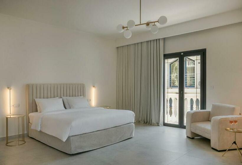 Люкс Премиум, Alley Boutique Hotel And Spa