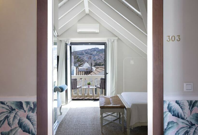 Люкс Повышенной Комфортности, Alley Boutique Hotel And Spa