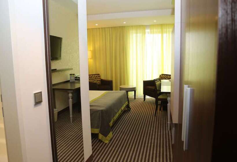 Номер Deluxe, Ambassador Hotel Kaluga