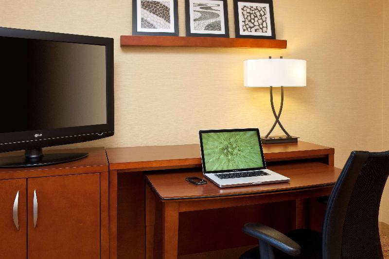 Номер Стандарт Адаптированный для Инвалидов, Days Inn Hamilton