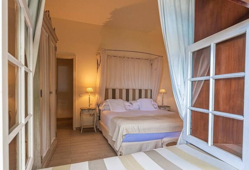 Люкс с Балконом, Isla Baja Suites