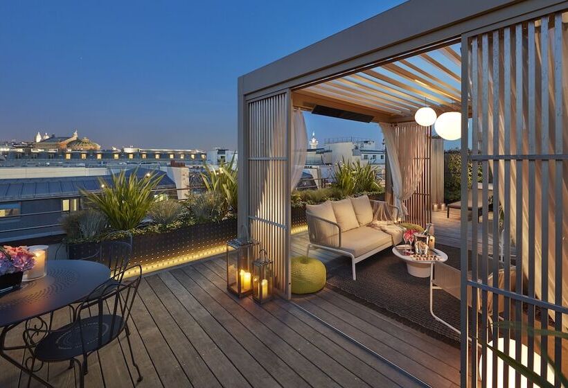 سوئیت با چشم‌انداز, Mandarin Oriental Paris