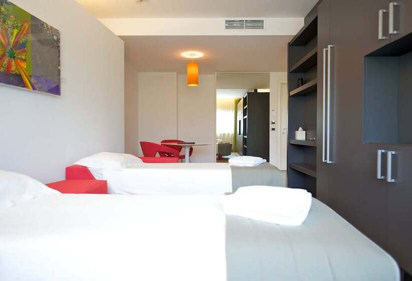 Семейный Номер, Mercure Nerocubo Rovereto