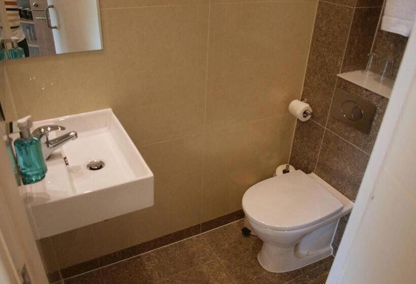 Классический Номер, Simply Rooms & Suites