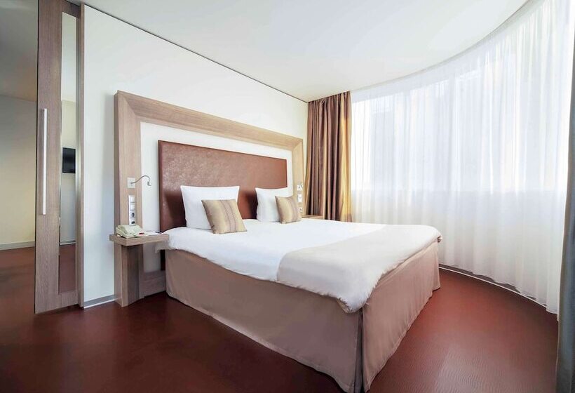 سوییت, Novotel Yekaterinburg Centre