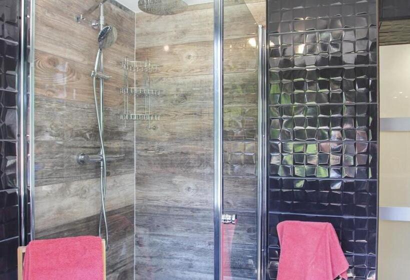 اتاق استاندارد, Maison 4 étoiles Et Studio 3 étoiles Indépendants Avec Piscine