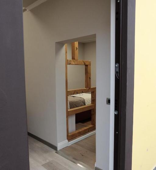 آپارتمان 1 خوابه با بالکن, Terra Ciociara B&b