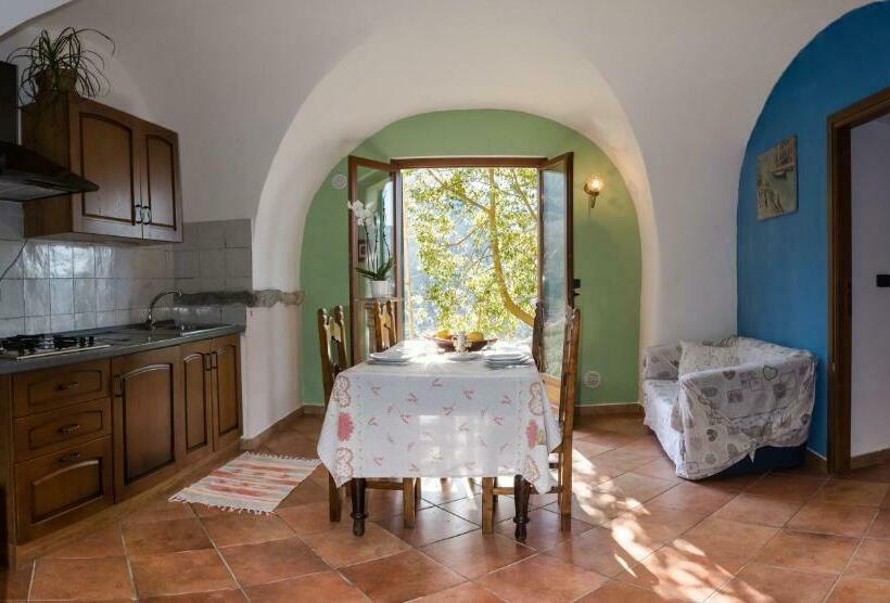 Апартаменты 1 Спальня Вид на Сад, Agriturismo A Cà Vegia