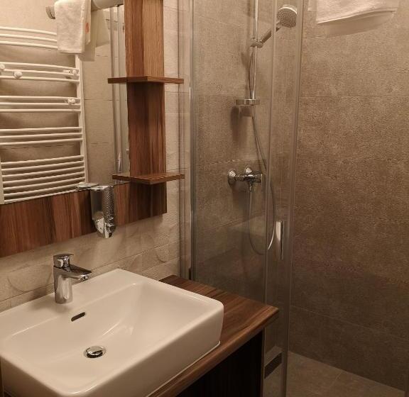 Апартаменты 2 Спальни, Schneekristall