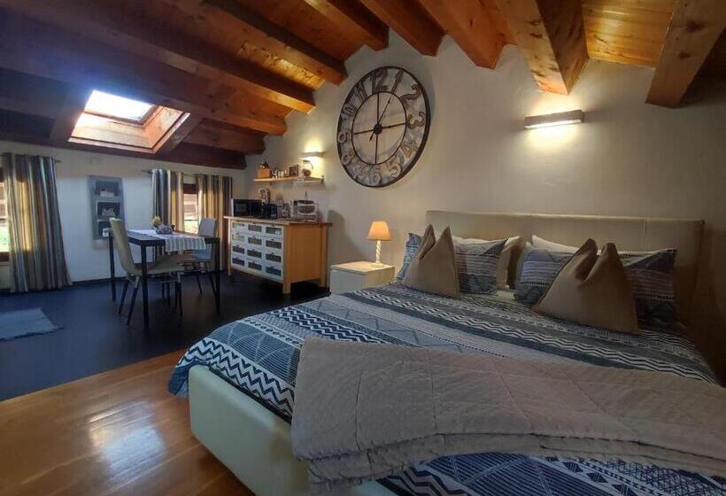 اتاق استاندارد, Torre Cà Emo   Dormire A Serravalle