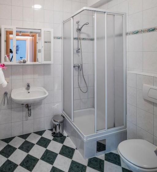 Номер Стандарт, Gasthaus Pension Zum Lustigen Steirer