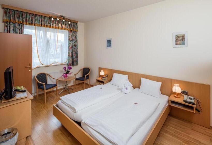Номер Стандарт, Gasthaus Pension Zum Lustigen Steirer