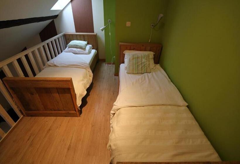 Семейный Номер, B&b Des4seigneurs