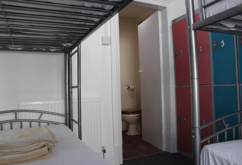 Семейный Номер, Backpackers Blackpool Hotel & Suites