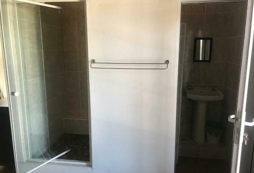 Номер Deluxe с Балконом, Towerzicht Guest House