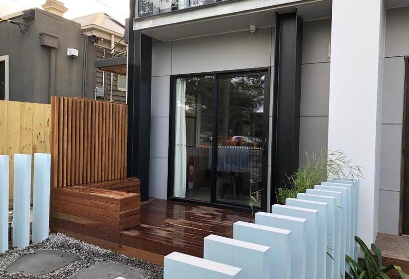 디럭스 스튜디오, Timber Door Luxury Accommodation Geelong