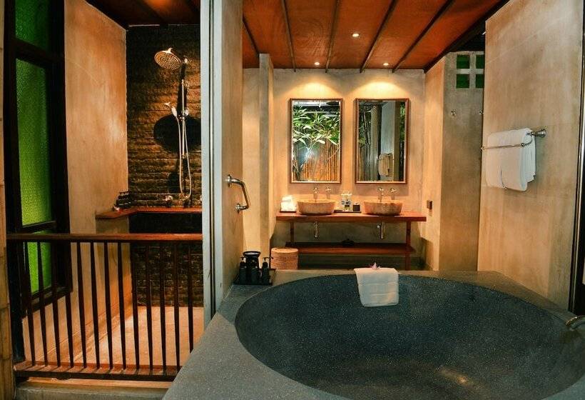 جناح, Homm Chura Samui