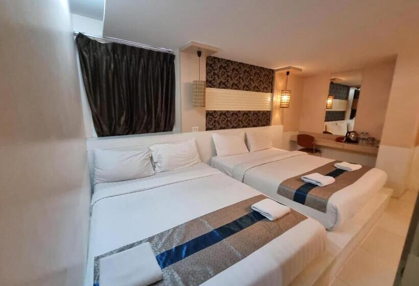 اتاق لوکس خانوادگی, Cozi Inn Hotel, Bangkok