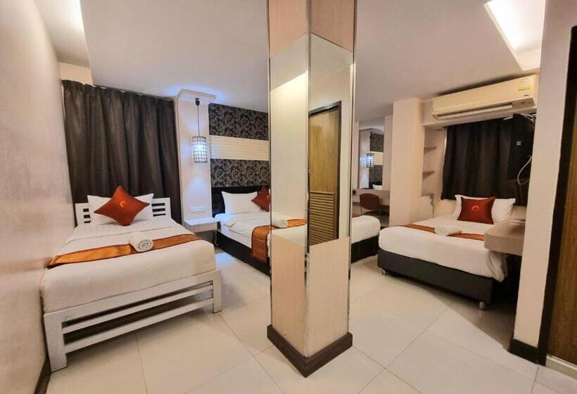 اتاق لوکس خانوادگی, Cozi Inn Hotel, Bangkok
