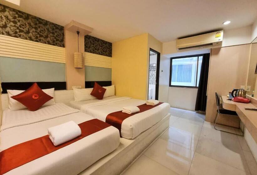 اتاق استاندارد سه نفره, Cozi Inn Hotel, Bangkok