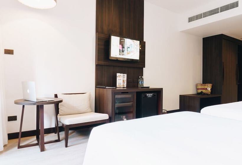 Deluxe Room, Deevana Plaza Krabi Aonang