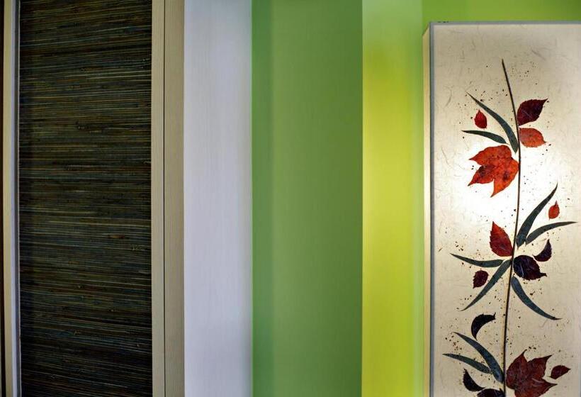 高级大房间, Elia Fatma Boutique