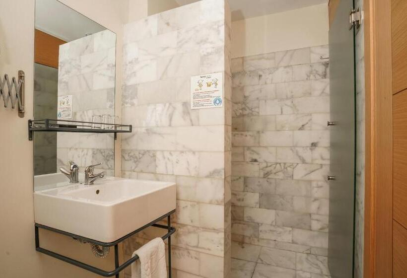 デラックスルーム, Faros Hotel Taksim Special Category