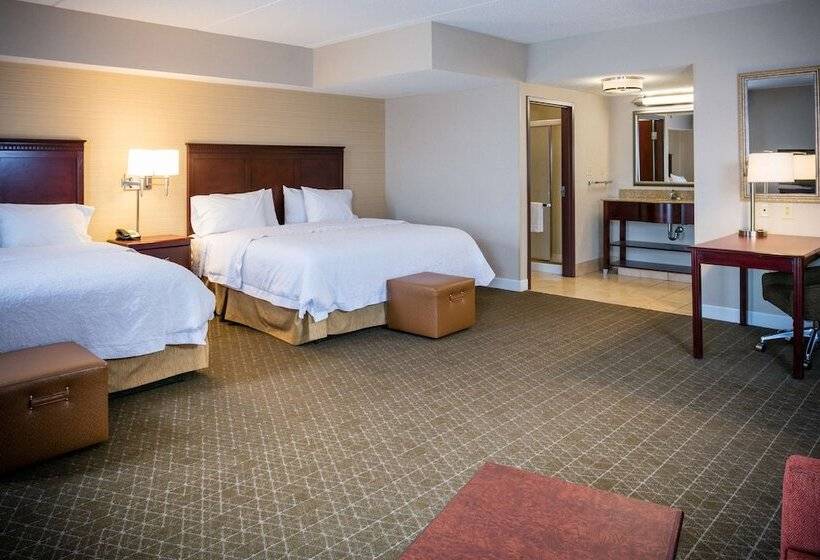 Студия Стандарт, Hampton Inn & Suites Toledoperrysburg