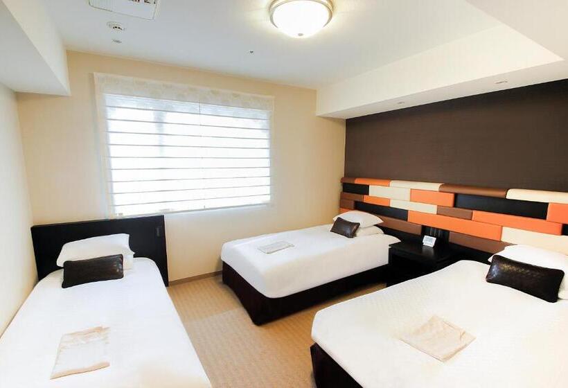 Quarto Triplo Estandar, Hearton Hotel Kita Umeda
