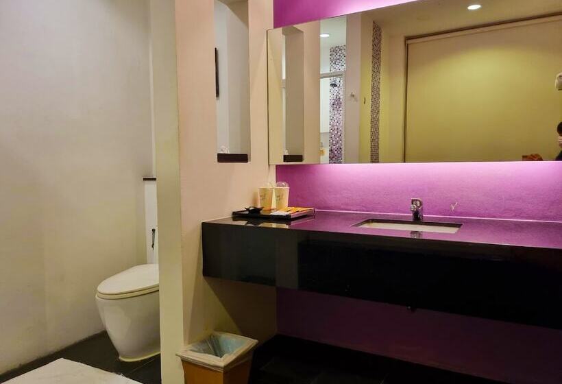 Номер Deluxe, Tinidee Golf Resort Phuket   Sha Extra Plus