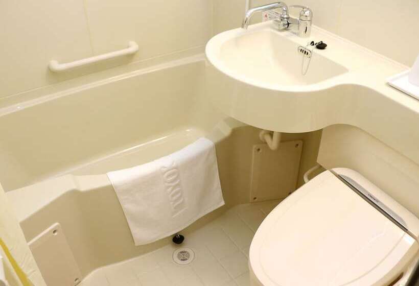 Номер Economy, Toyoko Inn Tokyo Ikebukuro Kita-guchi No.2