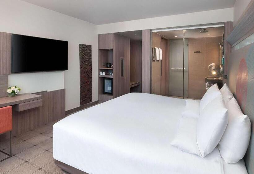 キングサイズベッドのスーペリアルーム, Novotel Bangkok Platinum Pratunam