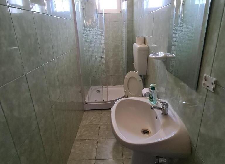 标准三人间, Vila Estera Therme Balotesti