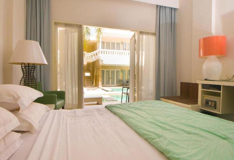 اتاق لوکس, Bali Court Hotel & Apartment