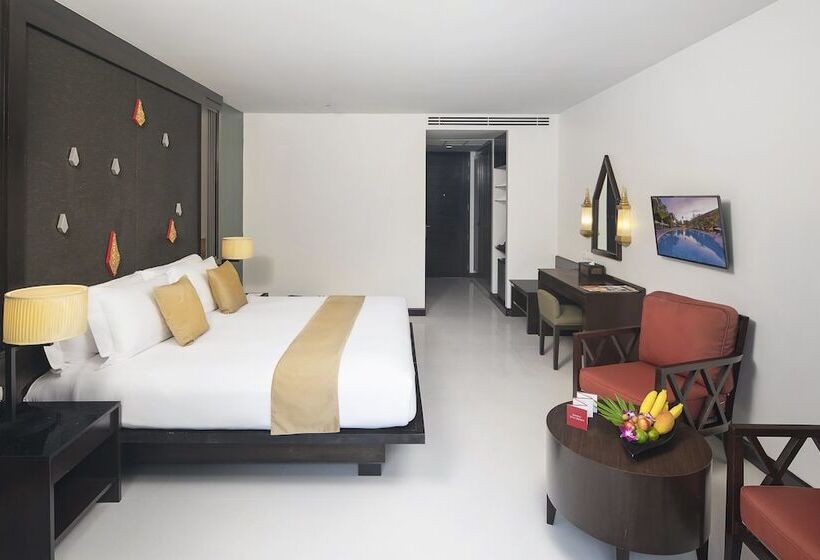 اتاق لوکس با چشم‌انداز استخر, Centara Anda Dhevi Resort And Spa   Sha Plus