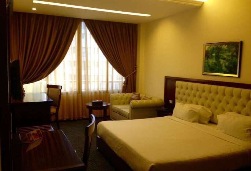Номер Deluxe, Midtown Hotel & Suites