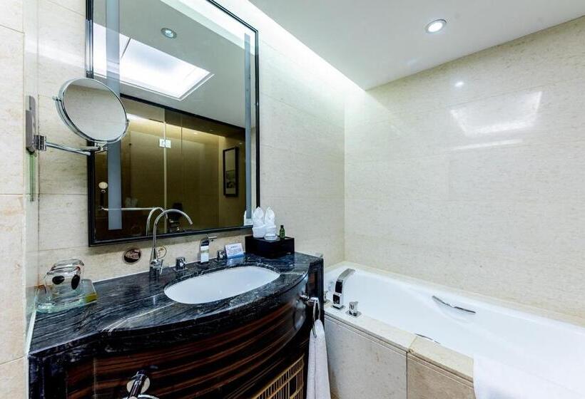 اتاق اجرایی, Shenzhen Langyue International