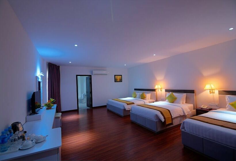Deluxe Triple Room, Starry Angkor