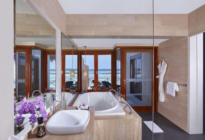 1 Schlafzimmer Premium Villa, Taj Coral Reef Resort & Spa