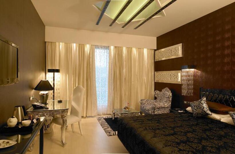 اتاق استاندارد با تخت بزرگ, The Zuri Whitefield, Bangalore
