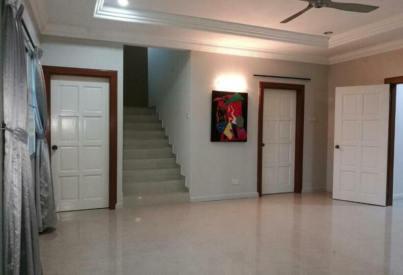 Семейный Номер Deluxe, Guesthouse Dragon Place