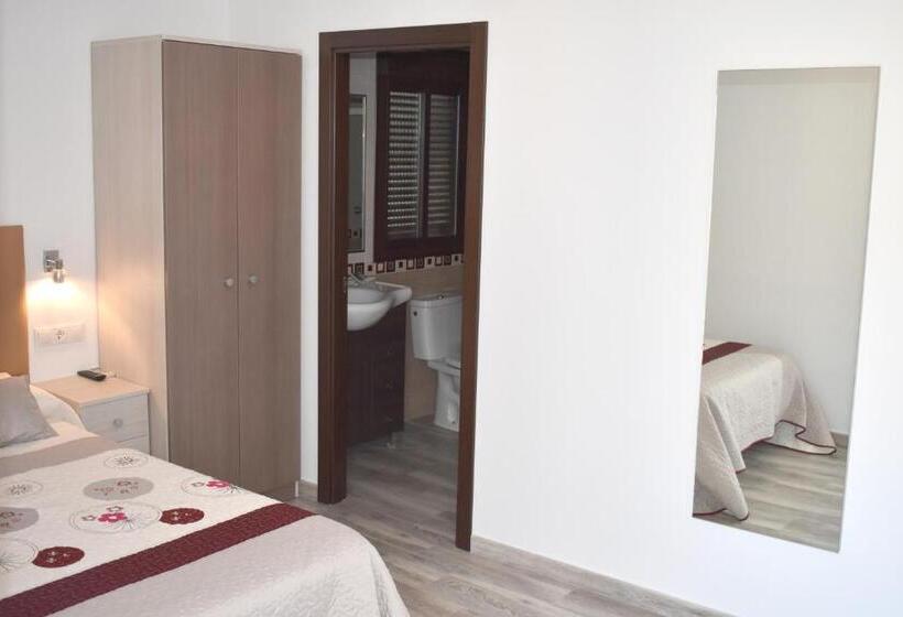 标准间带露台, Iznájar Suites