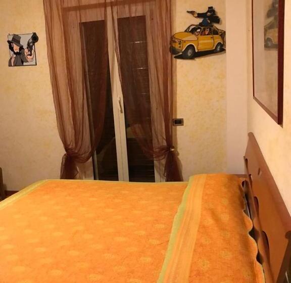 اتاق استاندارد, Mirella S House Viaverona