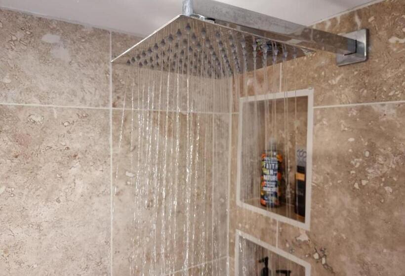 Люкс Кровать Кинг, Willow House B&b