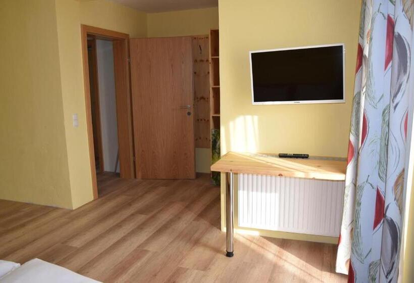 Номер Стандарт, Der Schildbacherhof