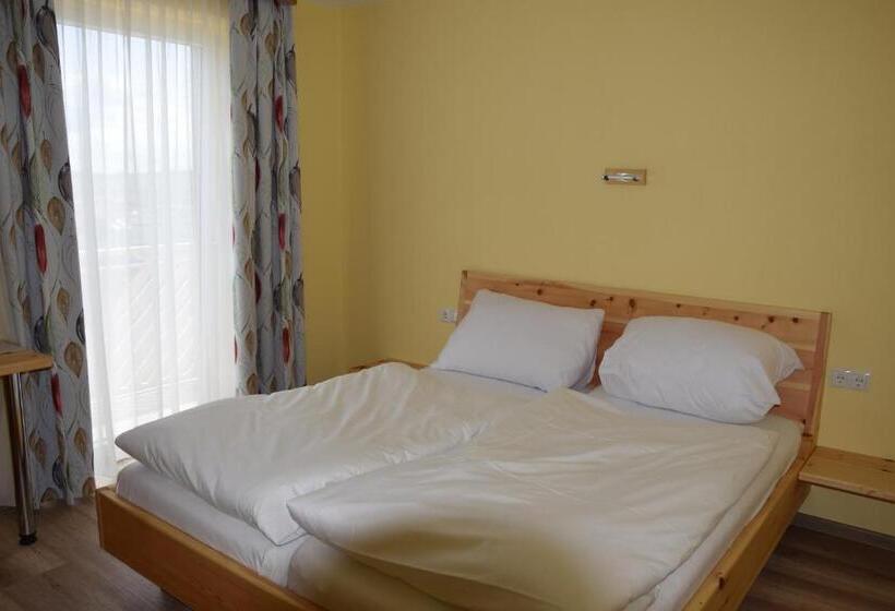 Номер Стандарт с Балконом, Der Schildbacherhof