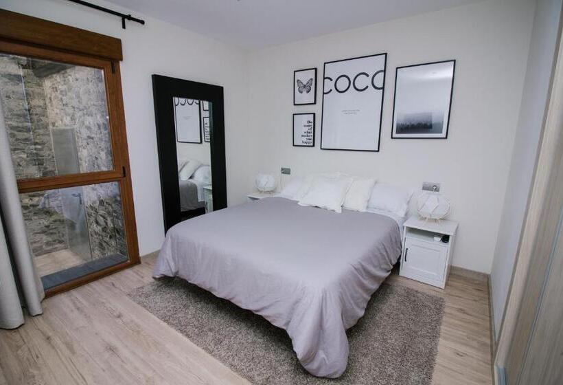 اتاق سوپریور با چشم‌انداز شهر, Infinium Zamora Suites